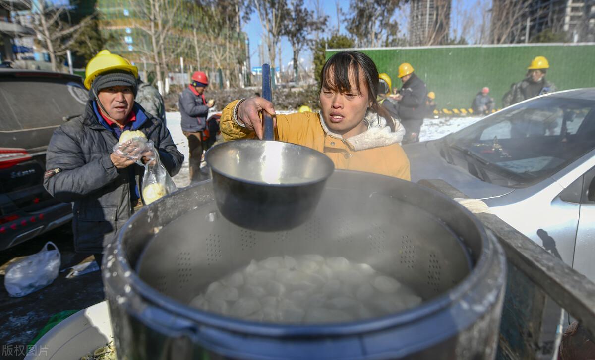 八个月的宝宝可以吃饺子吗？